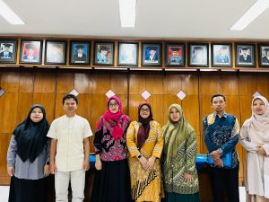 PMAT UUA Benchmarking Ke PMAT UNY Untuk Persiapan Akreditasi Internasional